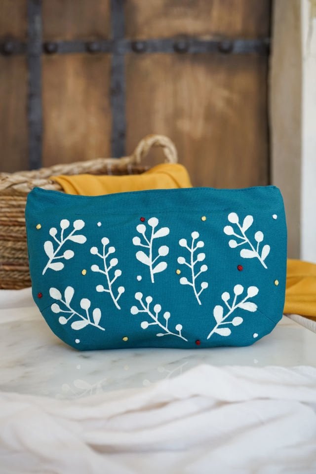 Petrol Mavi Kızılcıklar - Makyaj Çantası