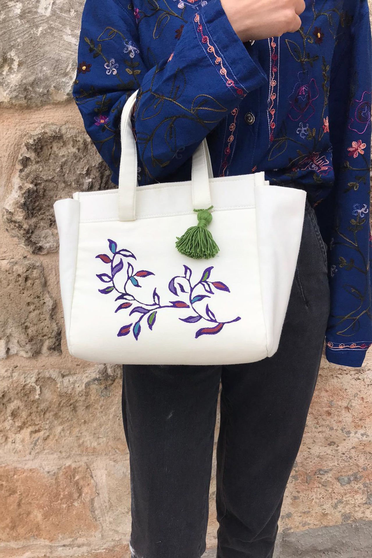 Krem Rengi Renkli Yapraklar Baskılı Kol Çantası