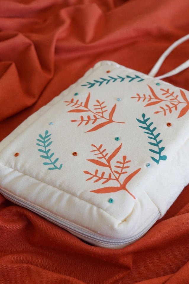 Somon & Mavi Yapraklar Desenli Kitap Kılıf