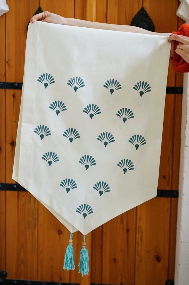 Tavus Kuşu Desenli Runner 45x135 cm.