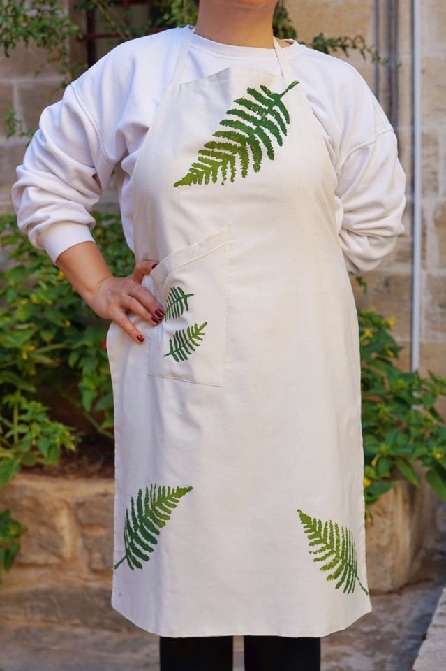 Eğrelti Otları Desenli Amerikan Bezi Kumaş Önlük